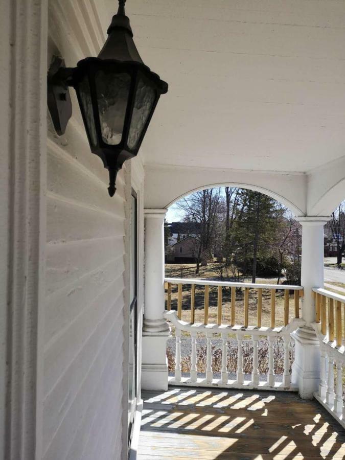 By The River B&B Fredericton Exterior foto